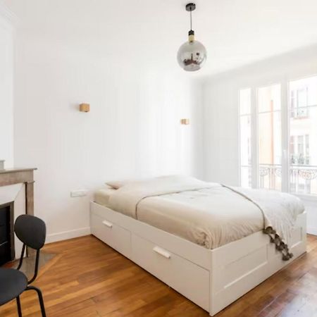 The Square, Paris-Asnieres, Private Apartment With Bedroom And Living Room Zewnętrze zdjęcie